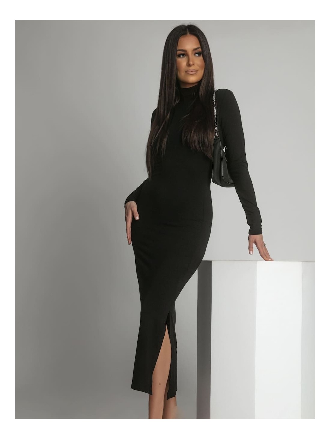 Smooth dress with long sleeves and a turtleneck, black FG678